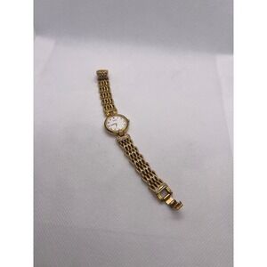 Seiko Womens Gold Tone Bracelet Watch White Dial Analog Vintage Elegant